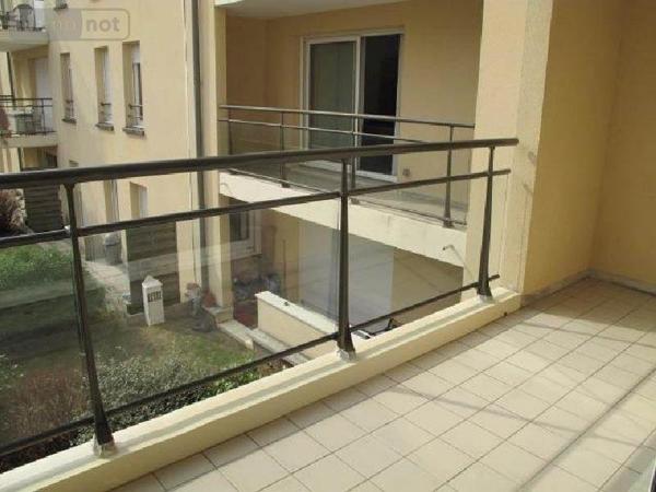 Appartement à louer à Rouen en Seine-Maritime (76100), ref : 76002-L228