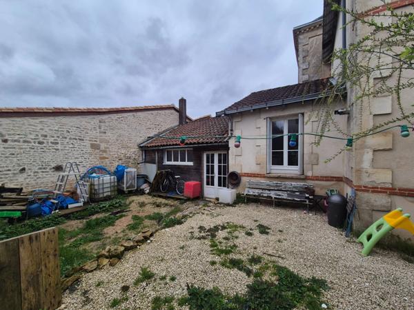 Maison à vendre 5 pièces CHERVEUX (79)