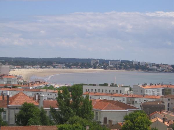 Parking + annexe + appartement