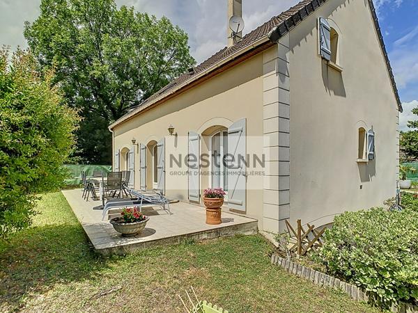 À vendre maison familiale lumineuse avec beaux volumes quartier calme, 10min gare