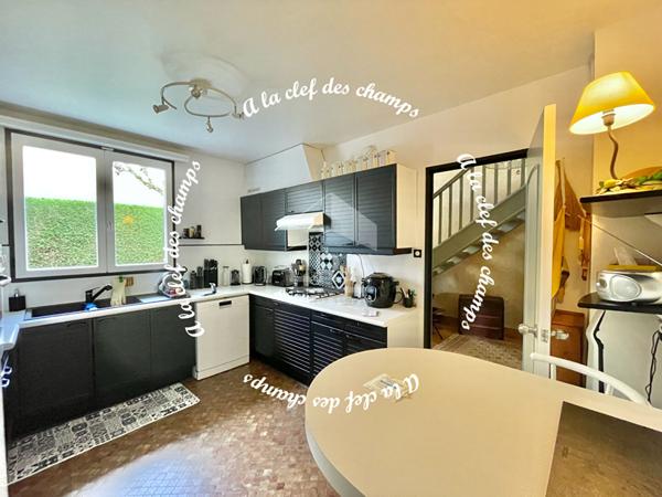 Maison Gometz La Ville 8 pièce(s) 190 m2