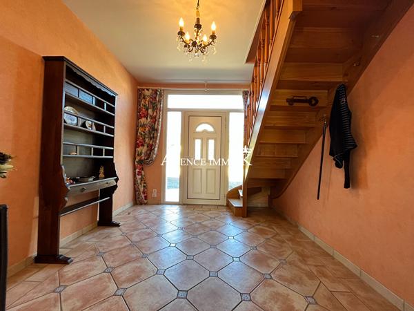 MIGNÉ-AUXANCES - Charmante maison aux beaux volumes T6 , Migne auxances