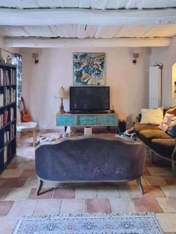 Lorgues – Magnifique bastide en pierre avec piscine et chambres d’hôtes