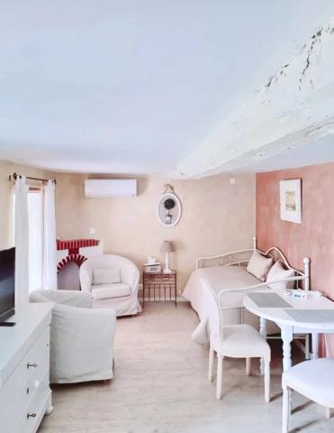 Lorgues – Magnifique bastide en pierre avec piscine et chambres d’hôtes