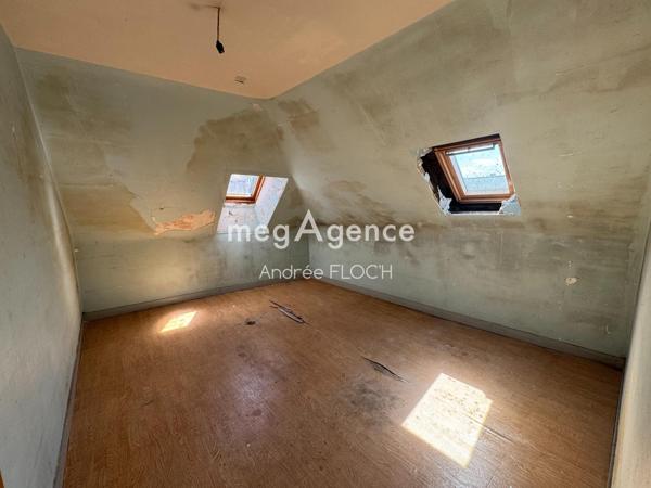 Immeuble à LESNEVEN, 29260 - 260m²