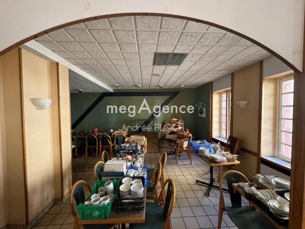 Immeuble à LESNEVEN, 29260 - 260m²