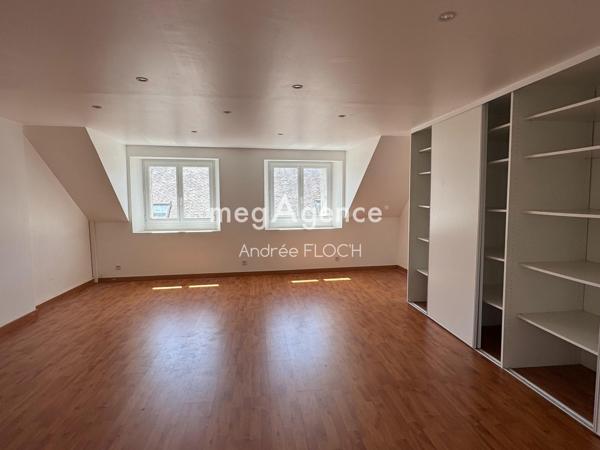 Immeuble à LESNEVEN, 29260 - 260m²