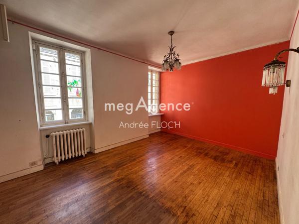 Immeuble à LESNEVEN, 29260 - 260m²
