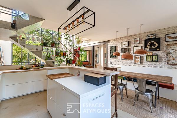 Maison d’architecte au style loft avec jardin et terrasses à Châtillon limite Clamart