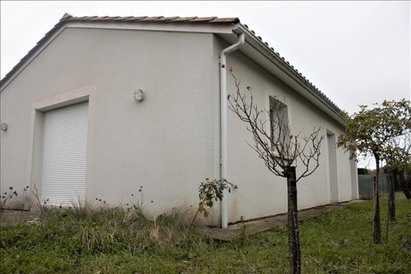 Maison à louer 720 € CC ST ESTEPHE 4 p 69 m² DPE D