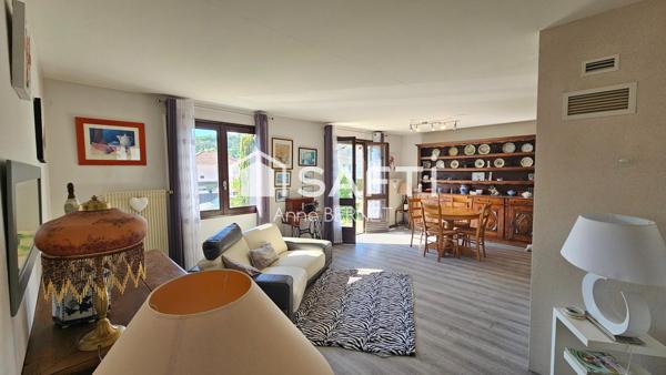 BELLE MAISON DANS UN SECTEUR PAVILLONNAIRE TRES CALME