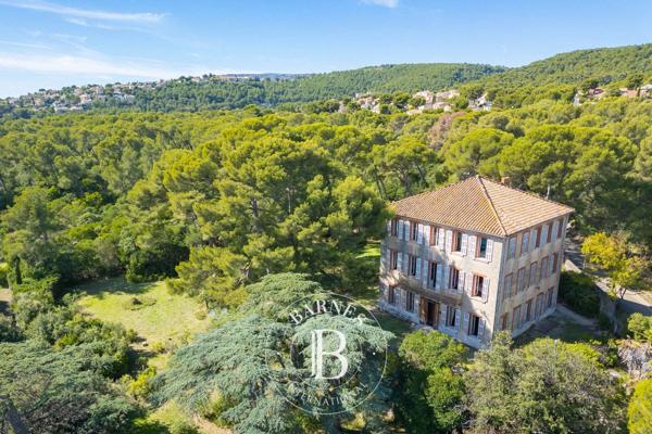 Cassis, Propriété 11 Chambres -  505 m² à vendre