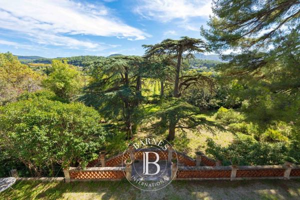 Cassis, Propriété 11 Chambres -  505 m² à vendre