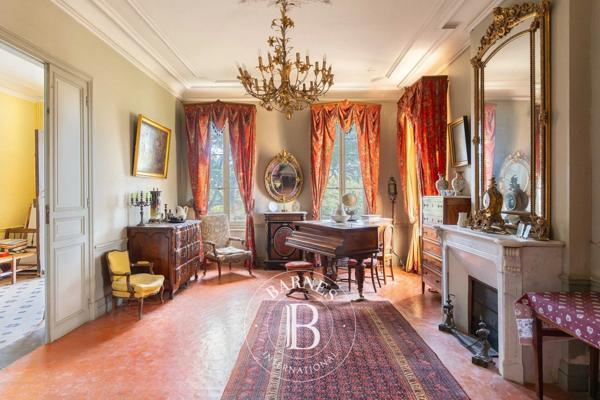Cassis, Propriété 11 Chambres -  505 m² à vendre