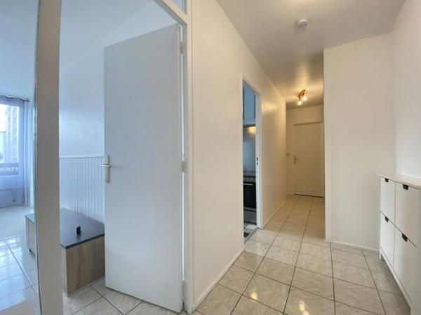 F2 VIDE 54M² - MEYTHET