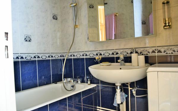 Appartement à vendre    1 pièce • 26 m2 Paris 18