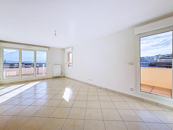 Appartement 3 pièces - 84 m²