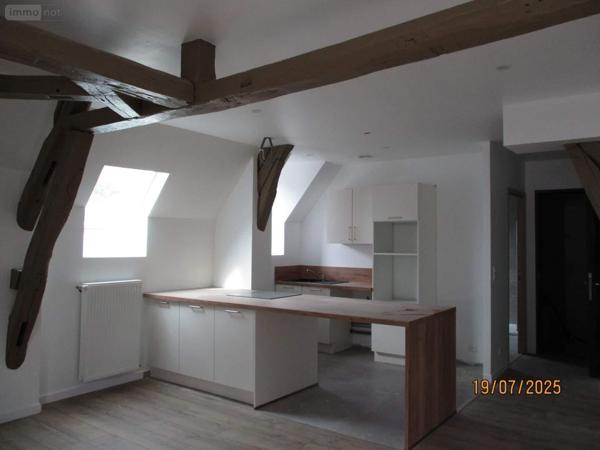 Appartement à louer à Sézanne dans la Marne (51120), ref : 043/1728   
centre-ville