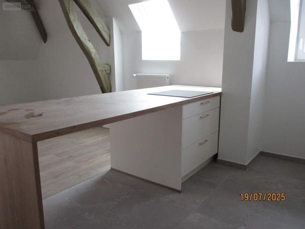 Appartement à louer à Sézanne dans la Marne (51120), ref : 043/1728   
centre-ville