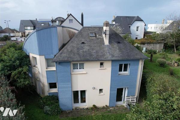 COUTAINVILLE, 100m mer, 100m golf, villa de 159m² sur 456m² de terrain