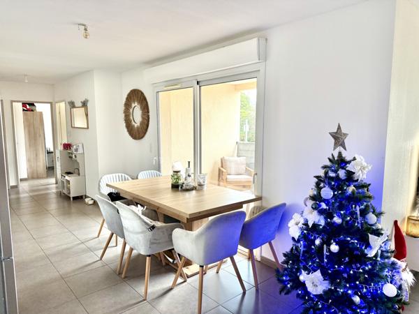 Pourrières (83910) T3 récent, 60m2, Calme absolu, Terrasse, Parking , centre Pourrieres