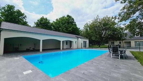 MAISON 5 PIECES PISCINE STUDIO INDEPENDANT