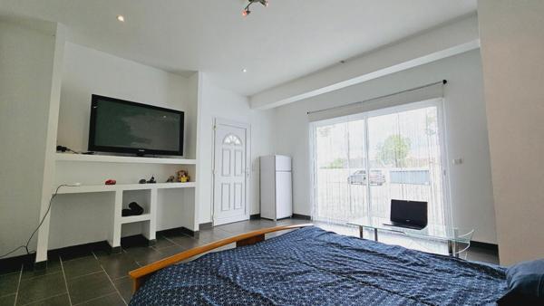 MAISON 5 PIECES PISCINE STUDIO INDEPENDANT