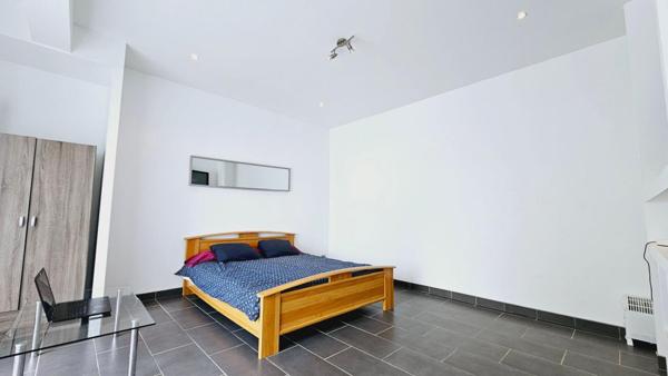 MAISON 5 PIECES PISCINE STUDIO INDEPENDANT