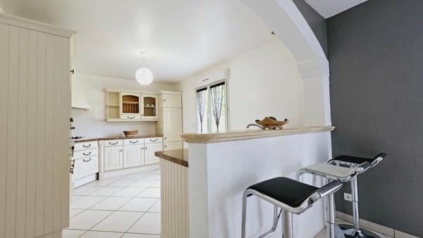 MAISON 5 PIECES PISCINE STUDIO INDEPENDANT