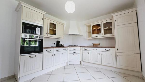 MAISON 5 PIECES PISCINE STUDIO INDEPENDANT