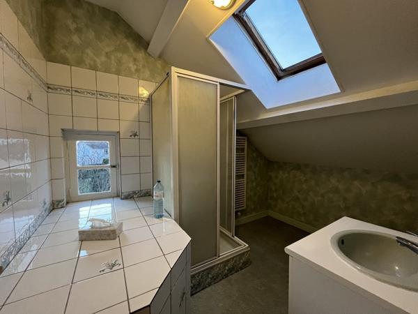 Maison à vendre |  Saint-Amand-Montrond |  6 pièces | 103 m²