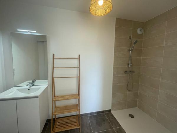 LOCATION T2 MEUBLE OLEMPS SANS FRAIS D'AGENCE