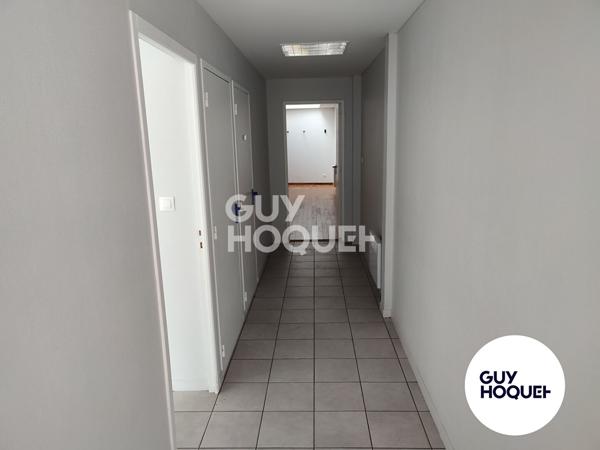A LOUER - LOCAL COMMERCIAL 80 M² ENVIRON