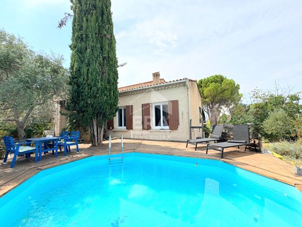 A VENDRE 84120 PERTUIS MAISON TYPE 7 PIECES D'ENVIRON 146M² AVEC JARDIN, PISCINE ET DEPENDANCE