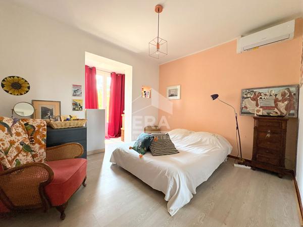 A VENDRE 84120 PERTUIS MAISON TYPE 7 PIECES D'ENVIRON 146M² AVEC JARDIN, PISCINE ET DEPENDANCE