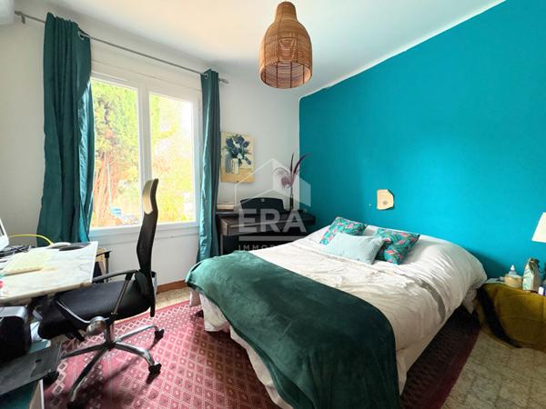 A VENDRE 84120 PERTUIS MAISON TYPE 7 PIECES D'ENVIRON 146M² AVEC JARDIN, PISCINE ET DEPENDANCE