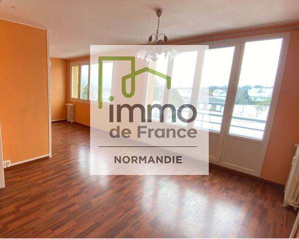 À VENDRE  Appartement T3 avec balcon, cave et garage