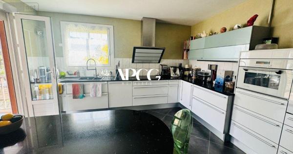 Maison à vendre à Nyons dans la Drôme (26110), ref : 26075-614