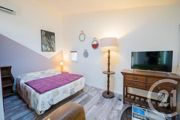 Maison à vendre  4 pièces - 78,87 m 2   SAUJON  - 17