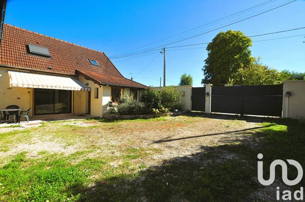 Maison à vendre 6 pièces 150 m² Saint-Martin-de-Bossenay