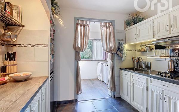 Appartement à vendre    3 pièces • 61 m2 Toulon