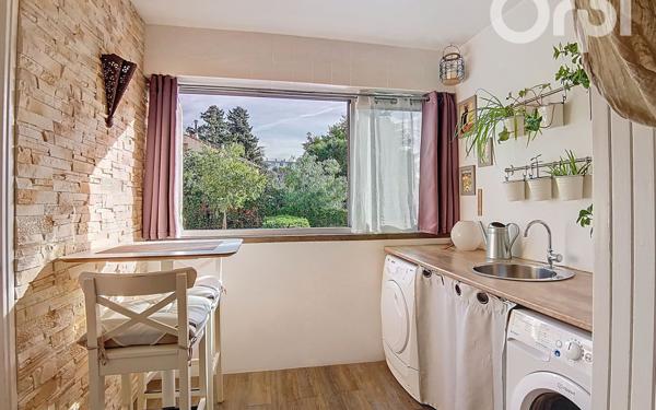 Appartement à vendre    3 pièces • 61 m2 Toulon