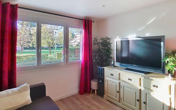 Appartement à vendre    3 pièces • 61 m2 Toulon