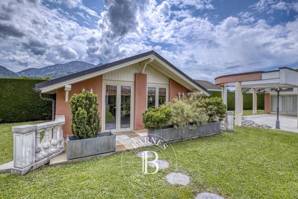 Saint-Pierre-en-Faucigny, Maison 4 Chambres -  250 m² à vendre