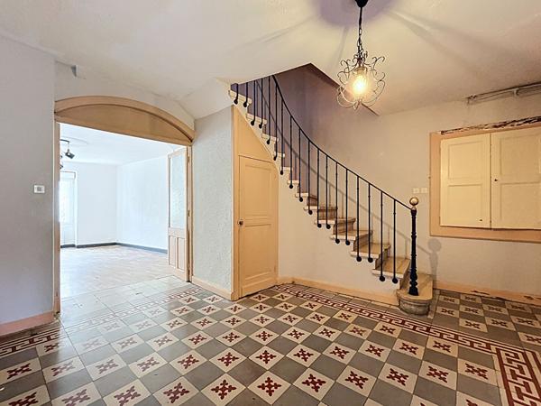 Maison Saint Laurent Du Pape 3 pièce(s) 110 m2