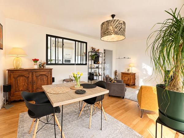 Appartement T3 à vendre Vannes - 66 m² (réf : AGI26410)
