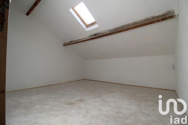 Maison 10 pièces de 150 m² à Courtenay (45320)