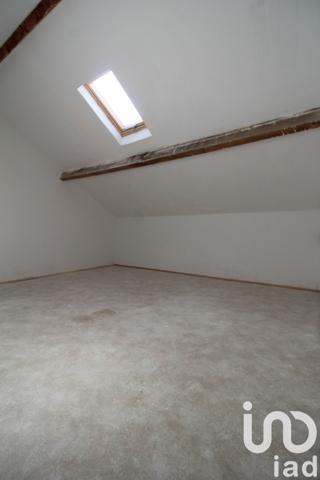 Maison 10 pièces de 150 m² à Courtenay (45320)