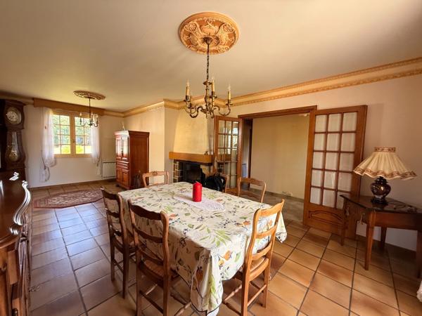 EN EXCLUSIVITE ! Pavillon de 114m², sur sous sol,  terrain de 956m2 169 900 €