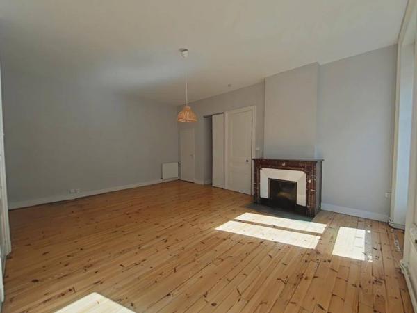 Appartement 2 pièces                                        - 42000 Saint-Étienne Réf : 12485